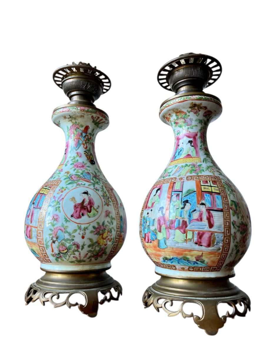 Paire de lampes en porcelaine de Canton