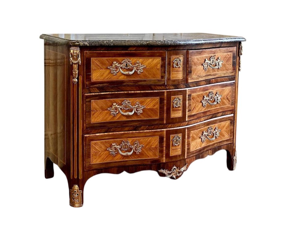 Commode de l'époque Régence