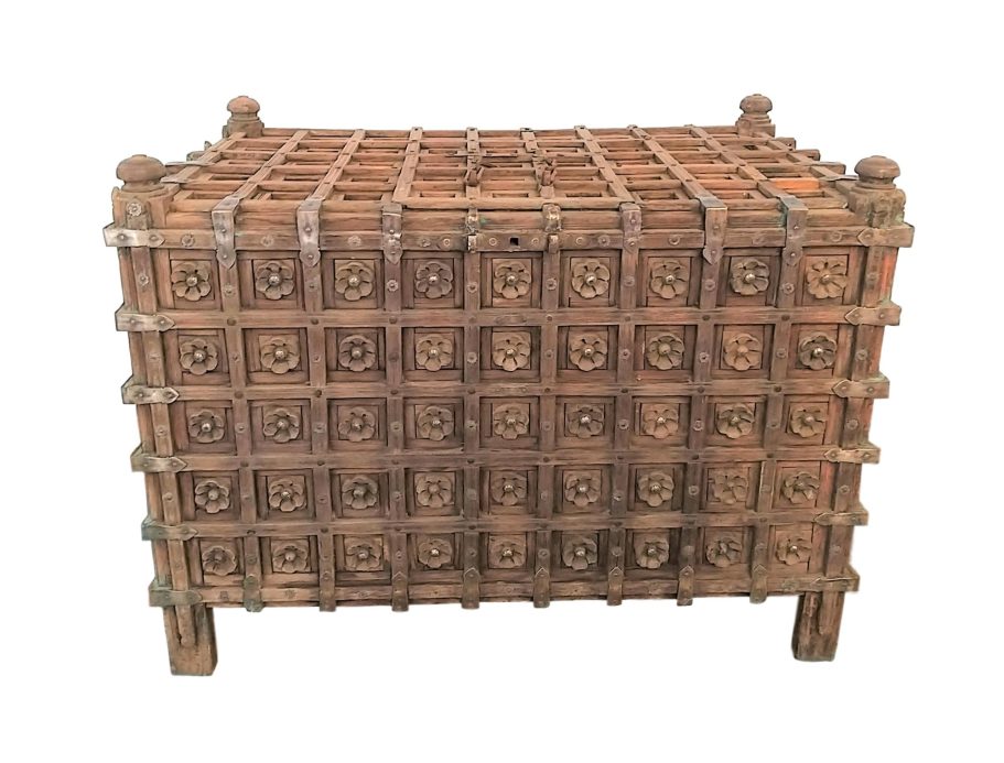 Grand coffre de dote de la province de Gujarat Inde