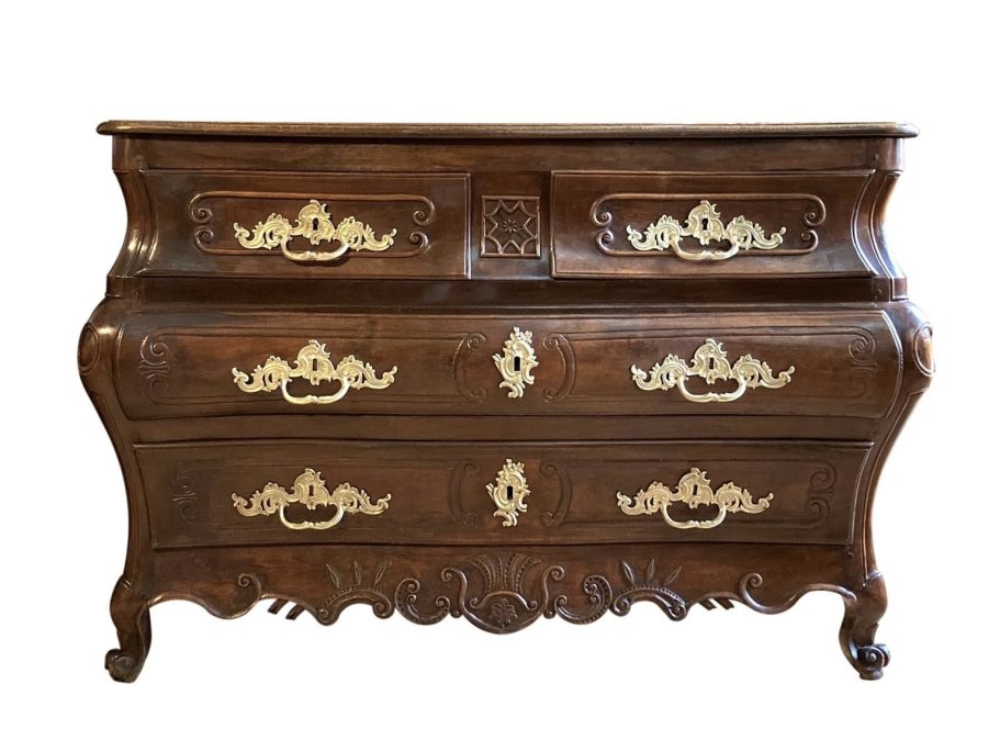 Commode de port travail bordelais d'époque Louis XV