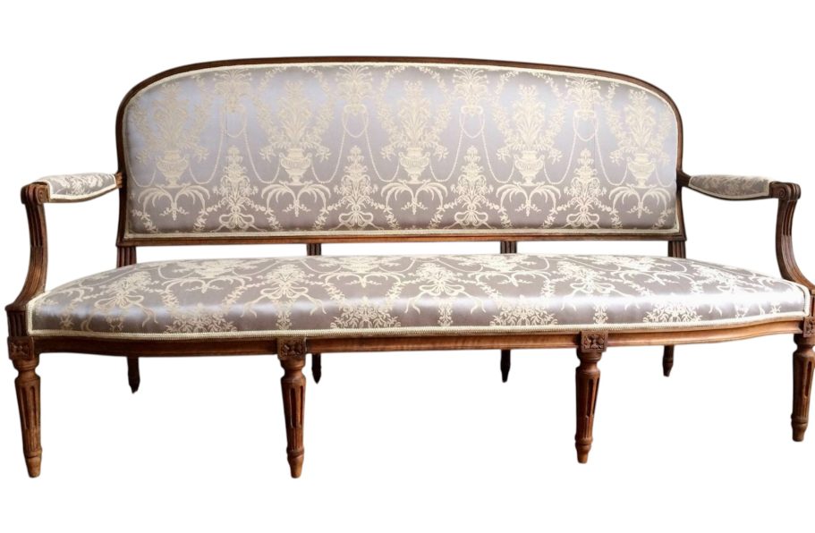 Canapé de l'époque Louis XVI